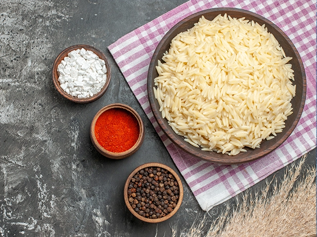 Basmati oder Jasmin Reis